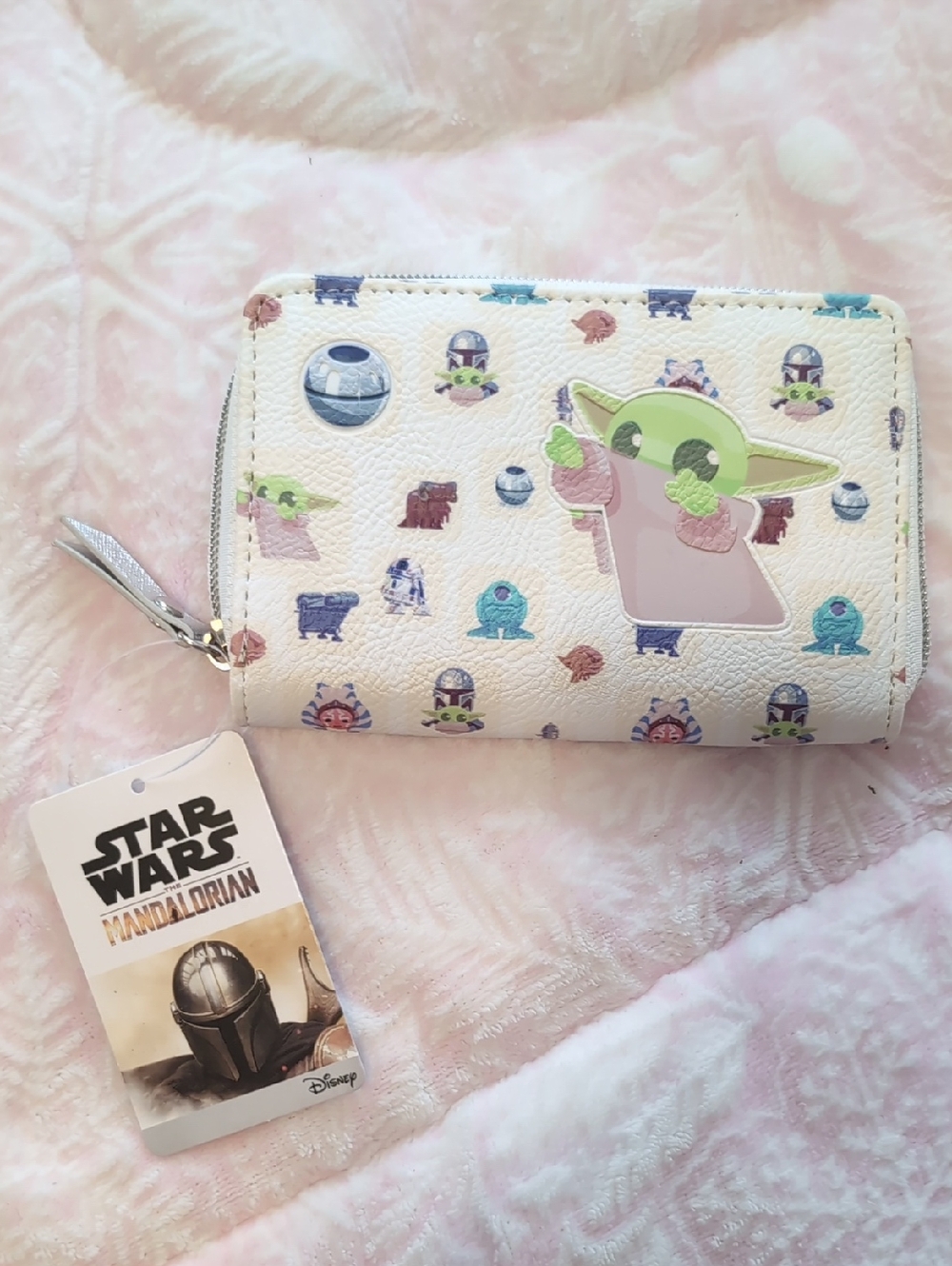 NWT Star Wars Baby Yoda Grogu Zip Wallet